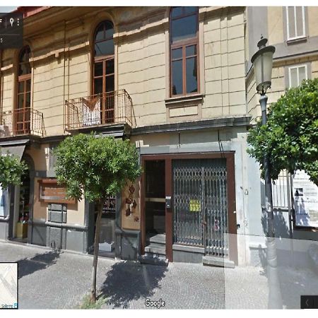 Appartement Bilocale In Centro à Salernes Extérieur photo